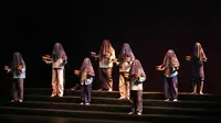 Keheningan yang Bijak, Inti Pertunjukan "Tomorrow, As Purposed"