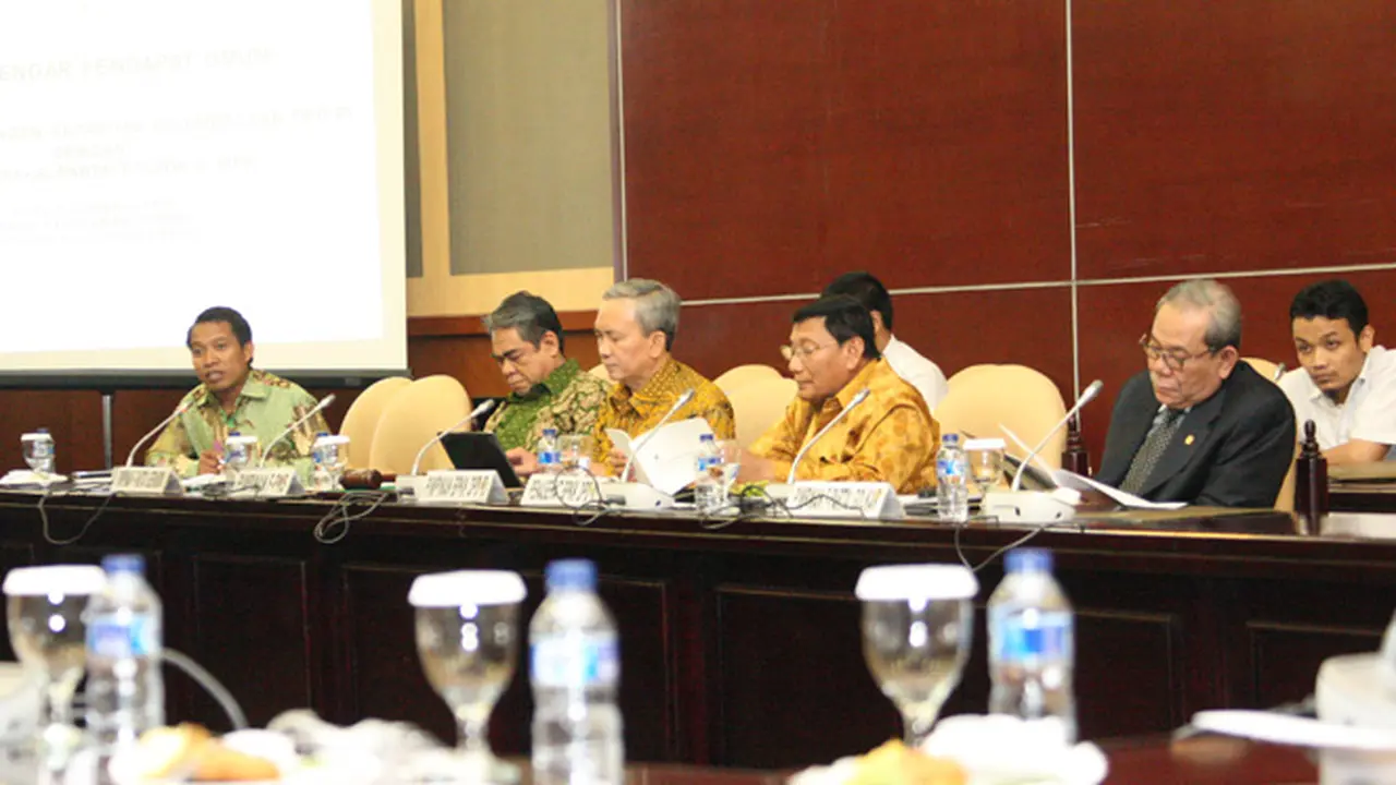 Tanggapan 3 Fraksi MPR Soal Wacana Amandemen UUD'45