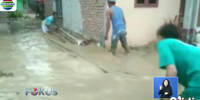 Banjir Rendam 2 Dusun di Sigi, Ratusan Warga Mengungsi ke Tempat Aman