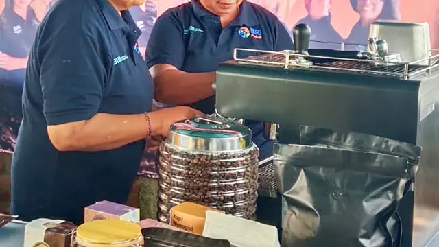 Makna Hari Ibu, BRI Peduli Dorong Ibu-Ibu Desa Wanagiri Berdaya Lewat Program AURA