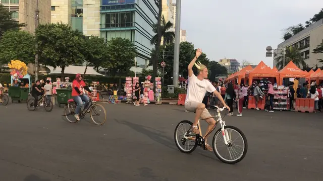 Car free day (CFD) tetap berlangsung di Bundaran HI, Thamrin, Jakarta Pusat pada Ramadan ini. (Liputan6.com/Ratu Annisaa Suryasumirat)