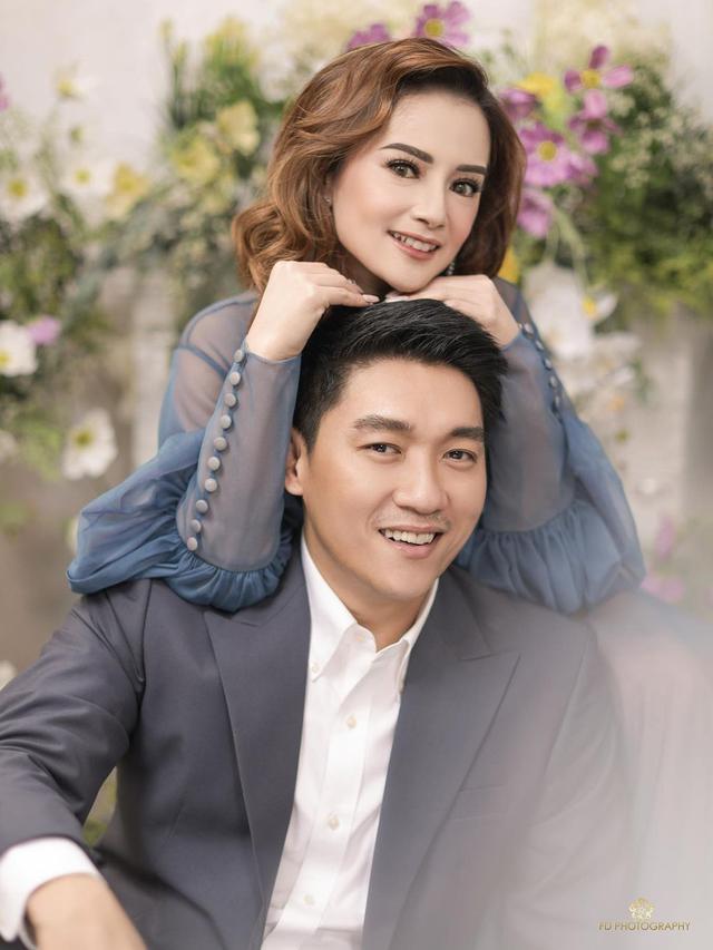 7 Pesona Prewedding Terbaru Ifan Seventeen dan Citra Monica, Tampil Menawan
