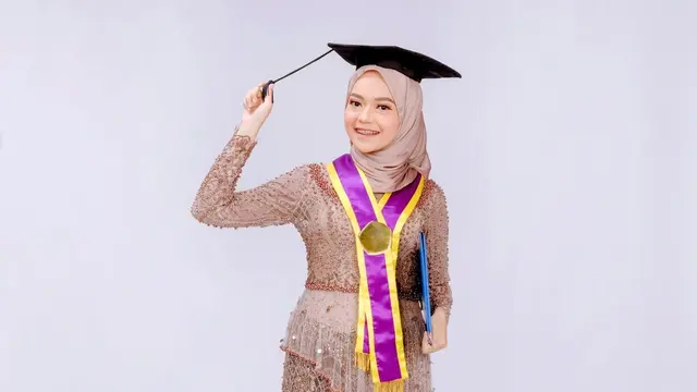 kebaya-kezo