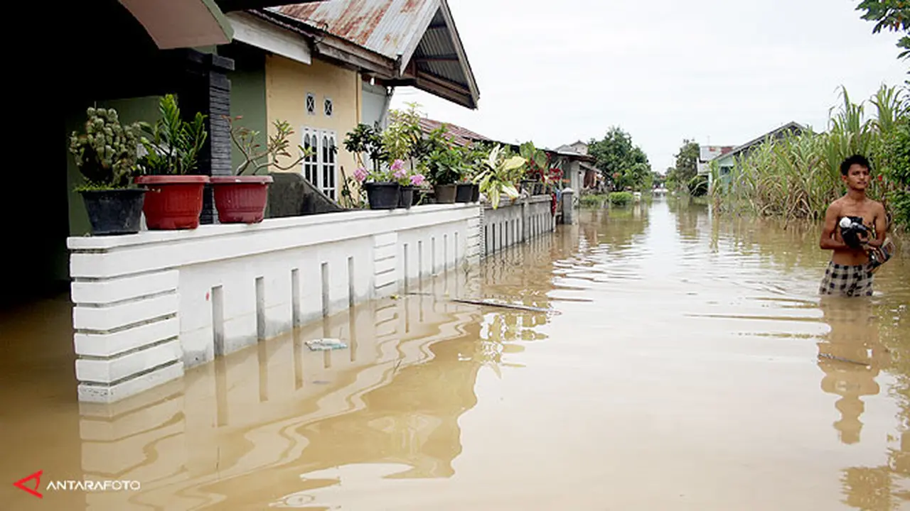 banjir-palembang121211b.jpg