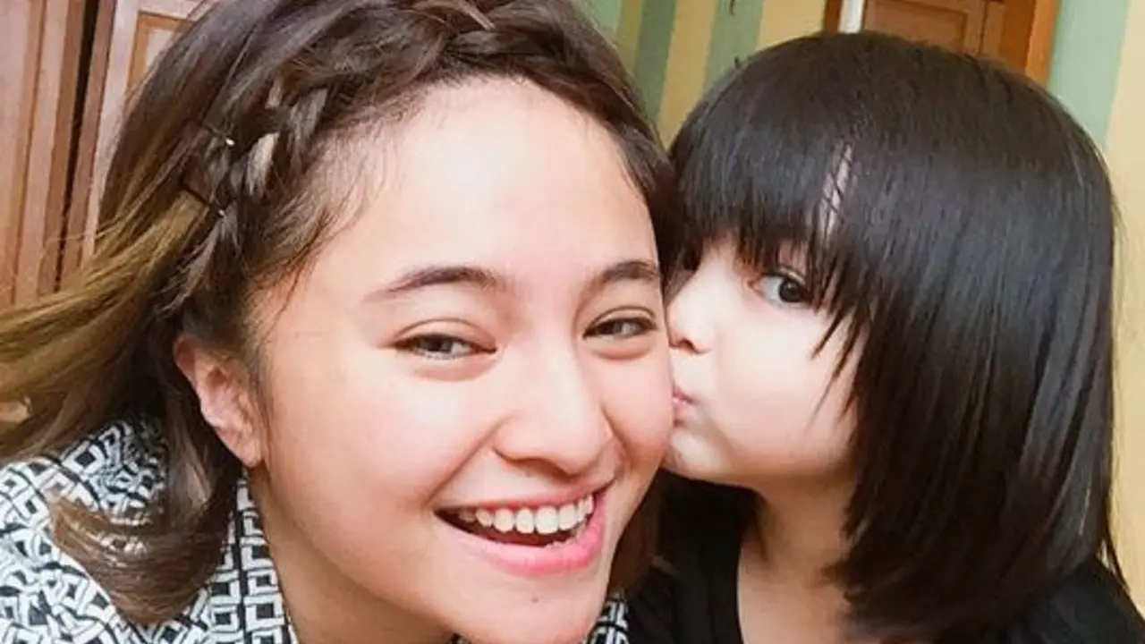 [Bintang] Marshanda dan Sienna Ameerah Kasyafani