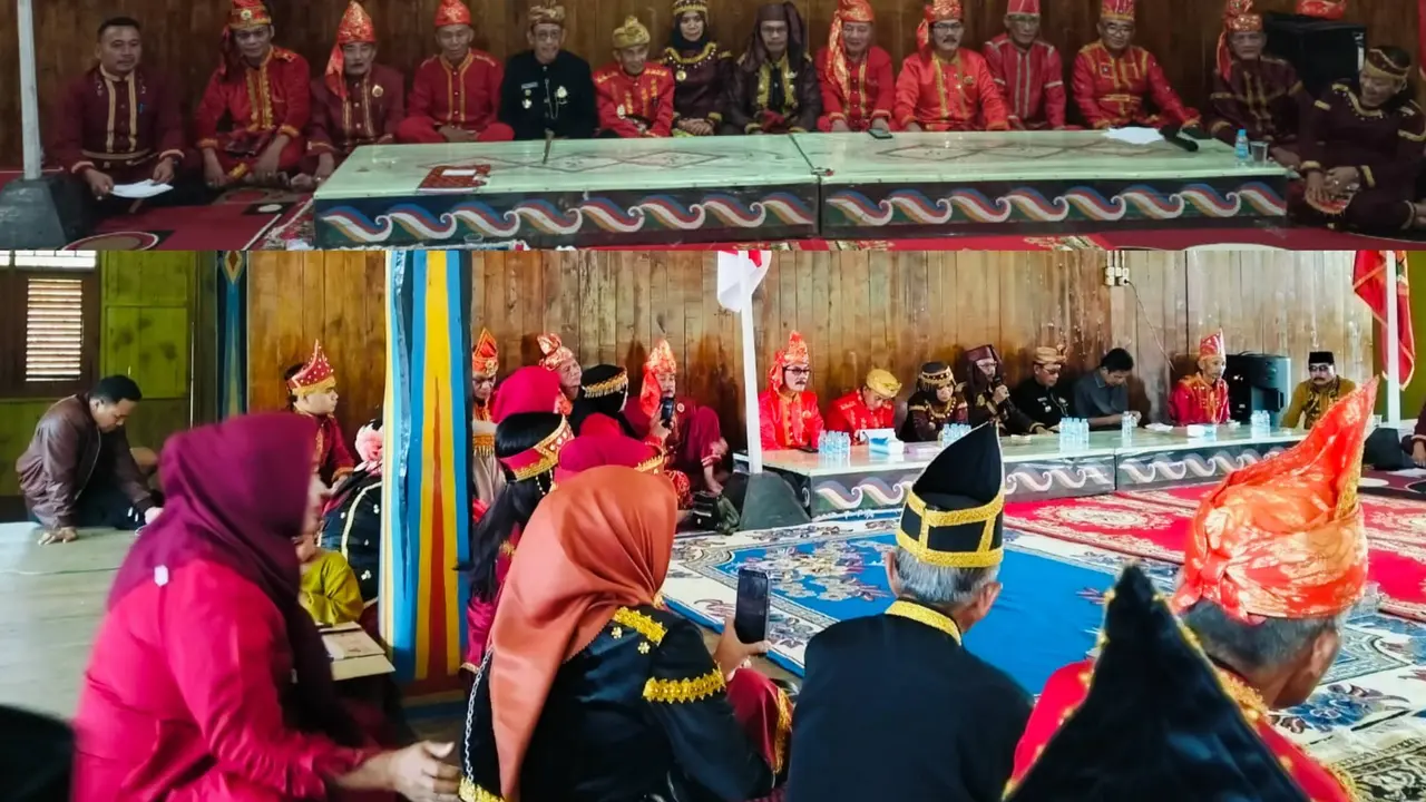 Musyawarah kerjaan Moronene Keuwia-Rumbia di Sulawesi Tenggara.