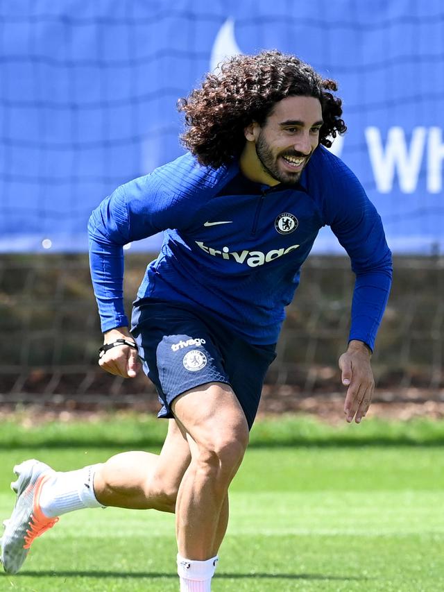 Marc Cucurella gabung Chelsea.