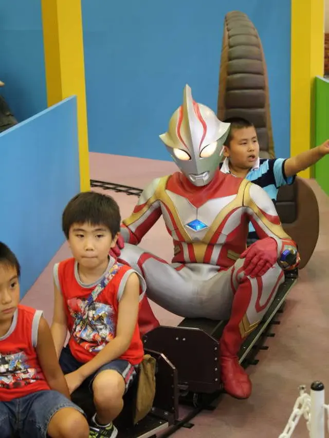 Heboh Ultraman Vs Akatsuki, Ini 6 Potret Cosplay yang Bikin Ngakak