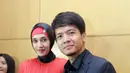 "Komentar pertama suami setelah tahu kalau aku mau serius berhijab dia (Dimas Seto) seneng banget," tukasnya. (Galih W Satria/Bintang.com)