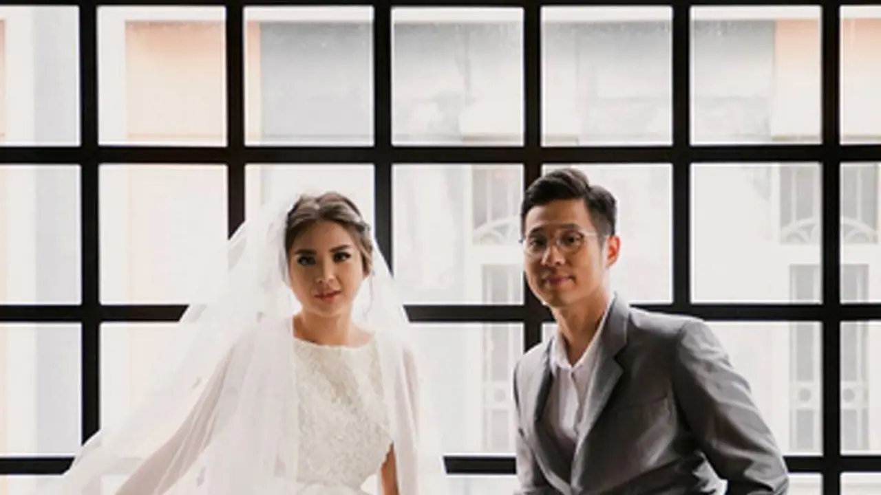 [Bintang] Putri Titian dan Junior Liem