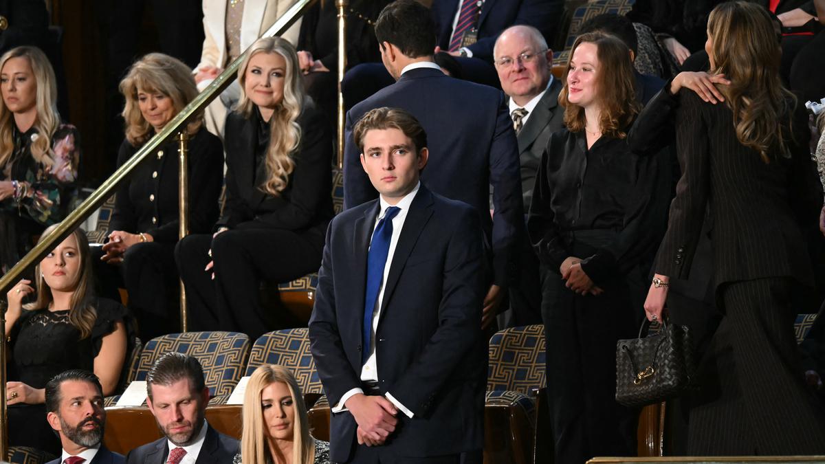 Kampanye Kirim Barron Trump ke Medan Perang Viral, Protes Warga AS yang Tolak Serangan ke Iran