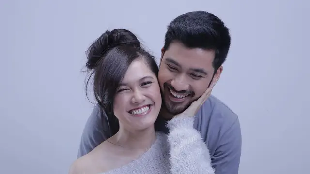 Rayakan Anniversary Pernikahan, Ini 6 Potret Manis Annissa Soebandono dan Suami