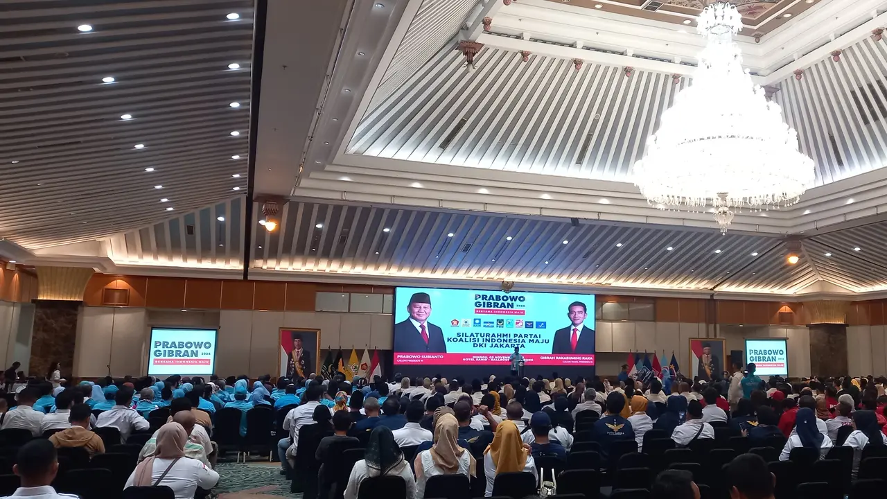 Silaturahmi Partai Koalisi Indonesia Maju (KIM) wilayah DKI Jakarta untuk pemenangan Prabowo-Gibran di Grand Sahid Jaya, Jakarta, Minggu (5/11/2023).