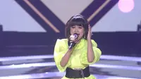 Tampil Centil Dini (Sumatera Utara) Berhasil Menghibur Seluruh Dewan Juri LIDA 2020 dengan Lagu 'Makan Darah'. (Indosiar)