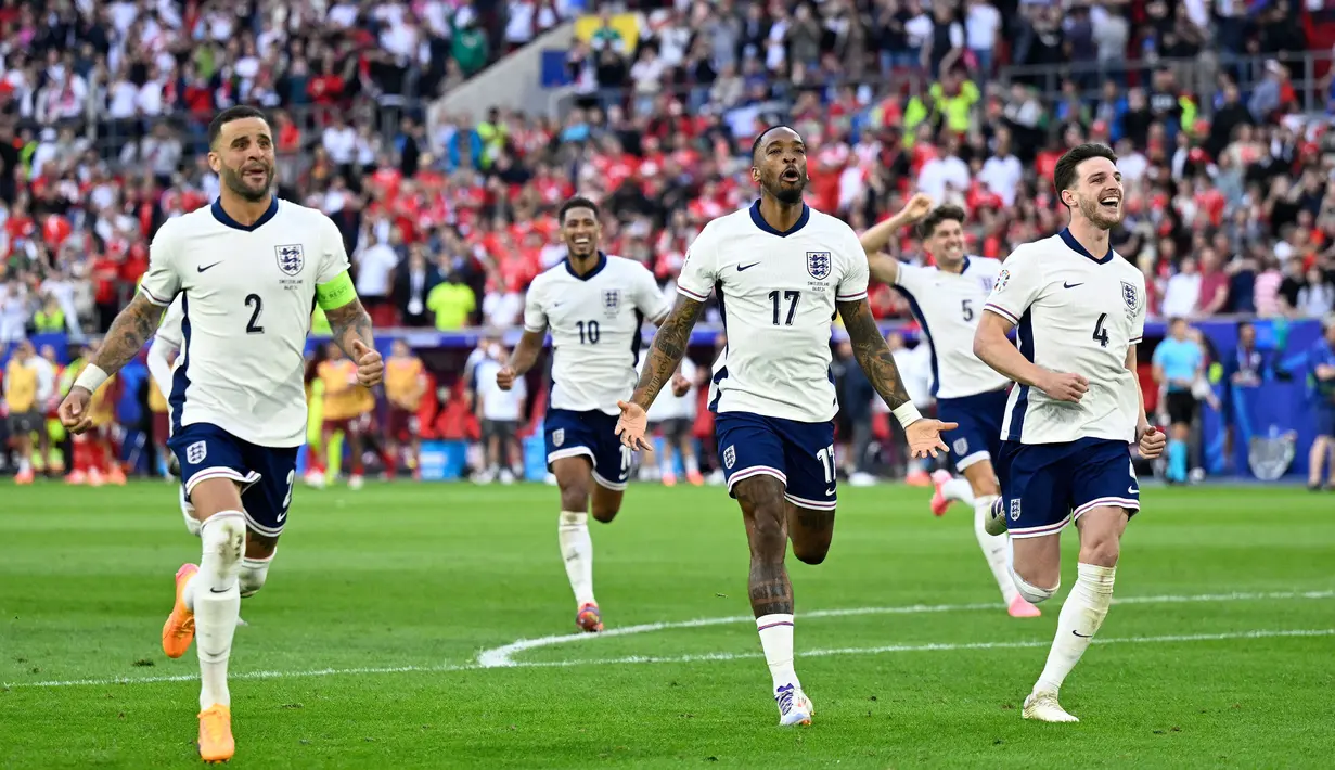Kemenangan atas Swiss membuka jalan Inggris melaju ke semifinal Euro 2024. (INA FASSBENDER/AFP)