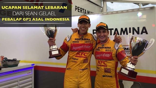 Sean Gelael, pebalap GP2 asal Indonesia mengucapkan selamat hari lebaran untuk sahabat Bola.com