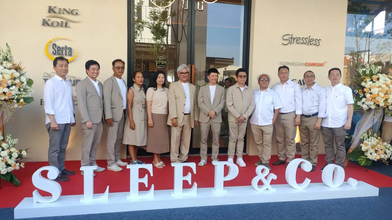 Grand Opening SLEEP & Co. Boutique di PIK2