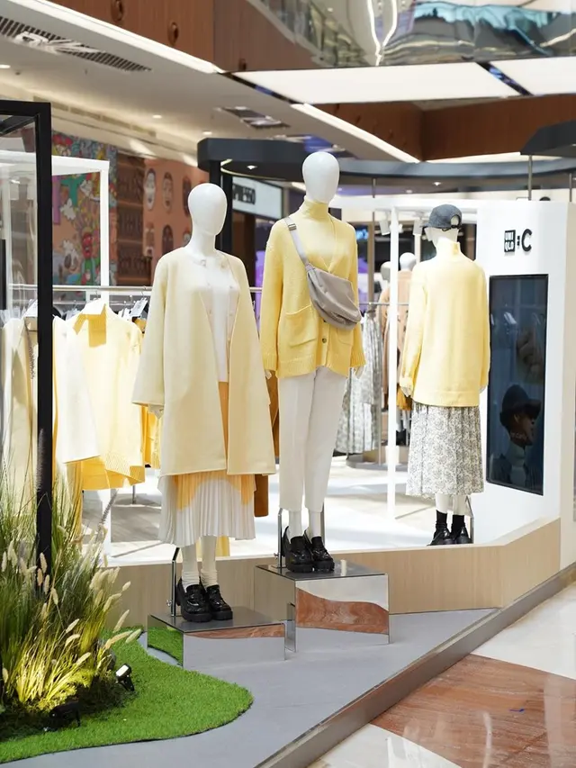 Mengintip Deretan Koleksi UNIQLO: C, Kolaborasi bareng Clare Waight Keller yang Hadirkan Sentuhan Sophisticated untuk Sehari-hari