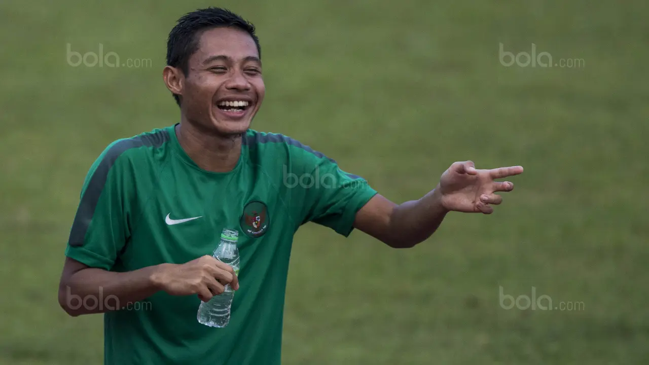 Evan Dimas