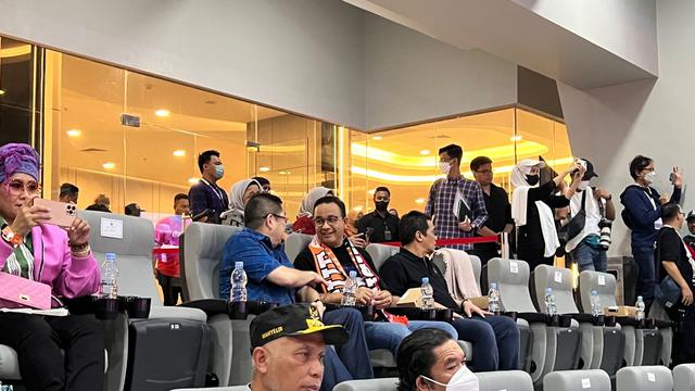 Anies Baswedan di Jakarta International Stadium (JIS)