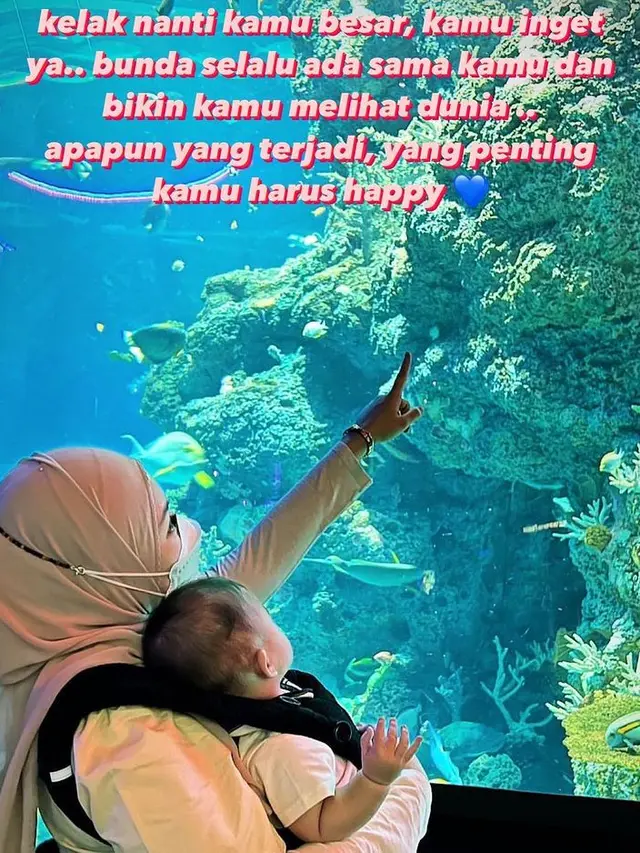 Tanpa Ditemani Sule, Ini 6 Momen Nathalie Holscher dan Anaknya Liburan di Singapura