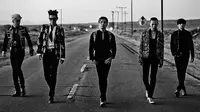 Big Bang merilis kejutan setiap bulannya untuk penggemar menandai album terbarunya yang akan rilis.
