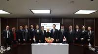 PT Pertamina Power Indonesia (Pertamina NRE) dan Tokyo Electric Power Company Holdings, Incorporated (TEPCO HD) menandatangani nota kesepahaman tentang pengembangan hydrogen hijau dan amonia hijau pada Jumat (3/3/2023).