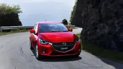 Mazda menjuluki hatchback generasi keempatnya itu sebagai Demio.