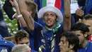 Buffon semula berencana untuk terus bermain sampai Piala Dunia 2026. Ia juga ingin menyelesaikan kontraknya bersama Parma yang baru akan habis pada Juni 2024. (AFP/Daniel Garcia)