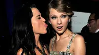 Tak ada yang benar-benar tahu kenapa Taylor Swift dan Katy Perry tak lagi berhubungan baik.