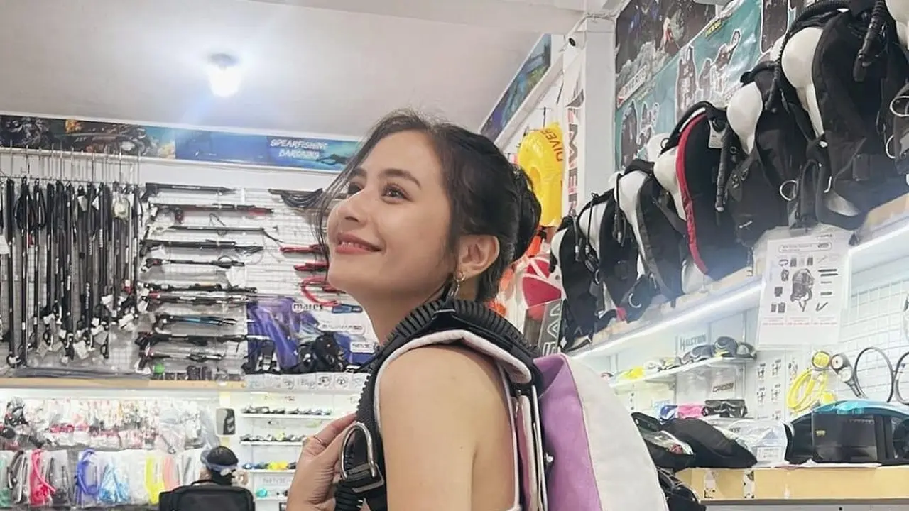 Prilly Latuconsina (Instagram/prillylatuconsina96)