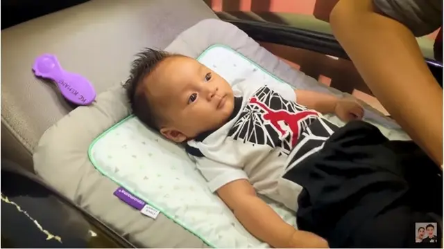 9 Potret Terbaru Kiano Tiger Wong Setelah Potong Rambut, Makin Menggemaskan