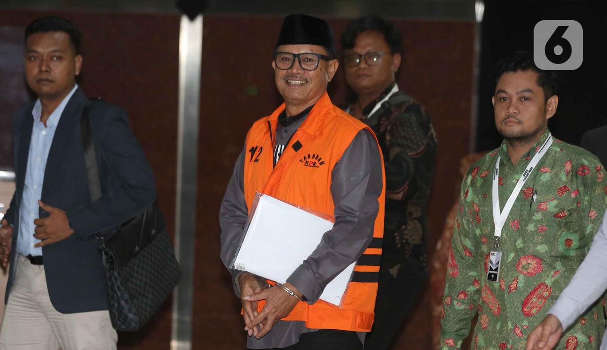 Diketahui, Maidi terjaring Operasi Tangkap Tangan (OTT) KPK dan resmi ditetapkan sebagai tersangka pada Januari 2026. Tampak dalam foto, Wali Kota Madiun nonaktif, Maidi, sesaat sebelum meninggalkan Gedung Merah Putih Komisi Pemberantasan Korupsi (KPK) usai menjalani pemeriksaan lanjutan, Jakarta, Kamis (23/4/2026). (Liputan6.com/Helmi Fithriansyah)