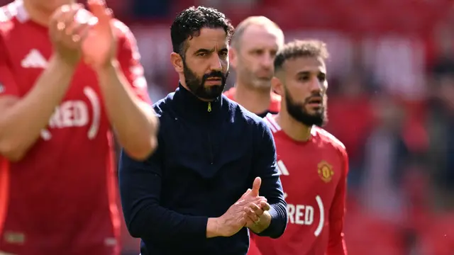 Foto: Potret Frustrasi Ruben Amorim setelah MU Ditekuk West Ham, Kini Berjarak Dua Tingkat dari Zona Degradasi Liga Inggris