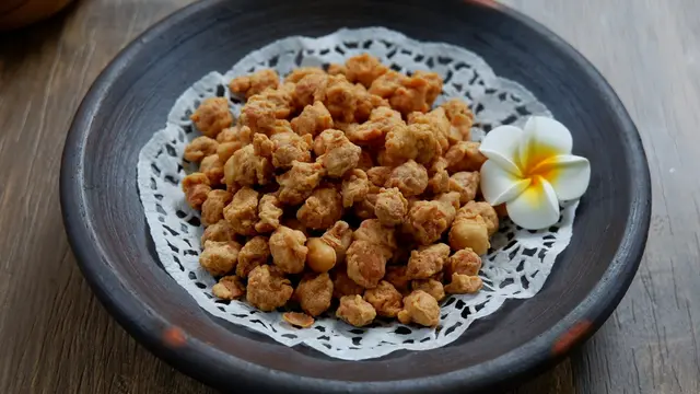 kacang telur medan