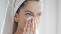 ilustrasi produk untuk mengangkat minyak diwajah/unsplash