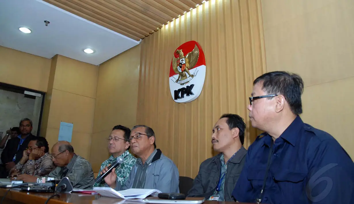 Selain membahas tentang UU MD3 (MPR, DPR, DPRD, DPD), Irman membahas masalah yang menyangkut kesetaraan hubungan DPD dan DPR dalam pembahasan dan pengajuan Undang-undang, Jakarta, Rabu (23/7/14) (Liputan6.com/ Miftahul Hayat)