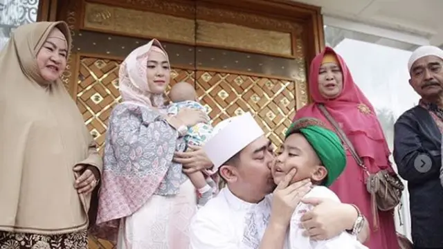 [Bintang] April Jasmine