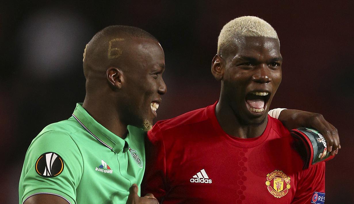 Sejauh ini, Manchester United dan St. Etienne telah dua kali bertemu. Pada pertandingan putaran pertama Piala Winners tersebut, Setan Merah berhasil menyingkirkan St. Etienne dengan agregat 3-1. (AP/Dave Thompson)