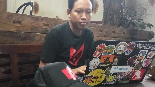UB Pembuat Game Tiang Listrik