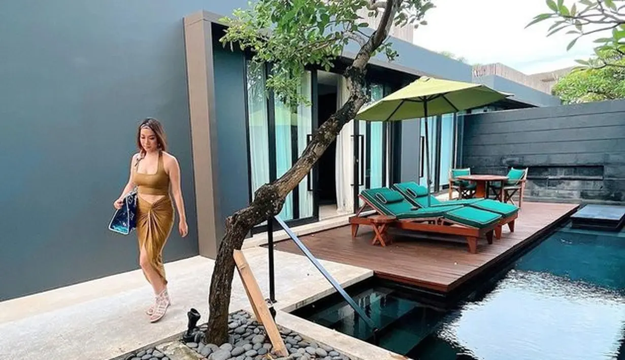 Bunga Citra Lestari liburan ke Bali bersama Noah (Sumber: Instagram/bclsinclair)