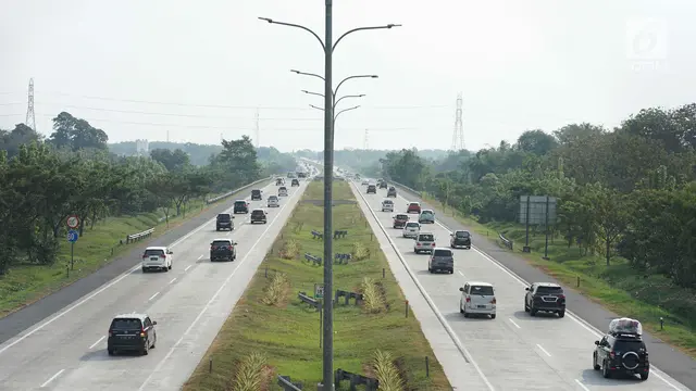 Arus Lalin di Gerbang Tol Palimanan