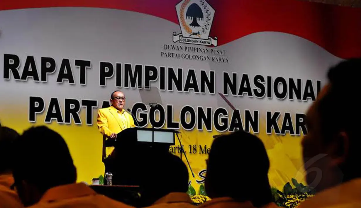 Aburizal Bakrie juga menyampaikan pidato politiknya di depan para peserta Rapimnas (Liputan6.com/Andrian M Tunay)