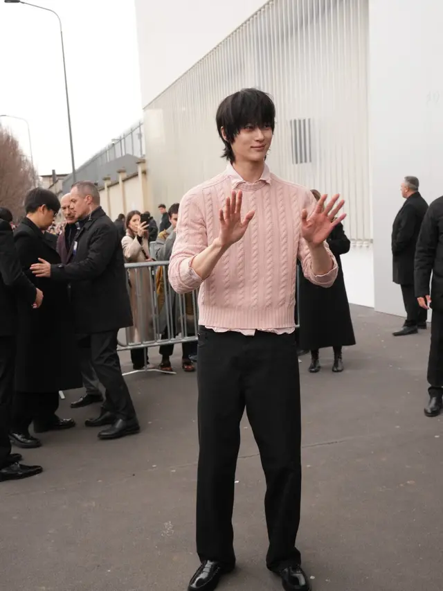 Byeon Woo Seok di Milan Fashion Week 2026