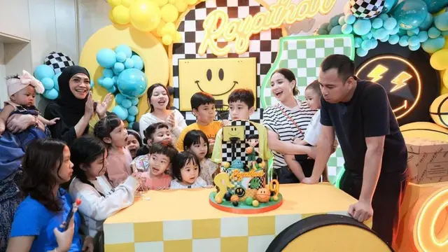 Perayaan ulang tahun Rafathar bersama Keluarga. (Instagram/@raffinagita1717)