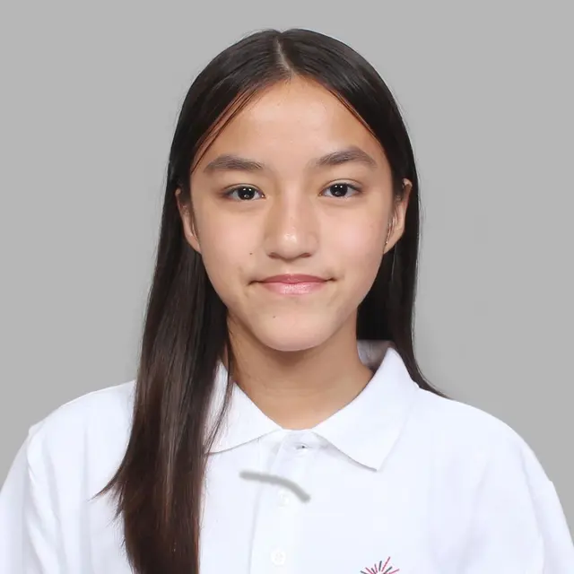 6 Potret Sabrina Anak Bungsu Darius Sinathrya Beranjak Remaja, Genap 13 Tahun