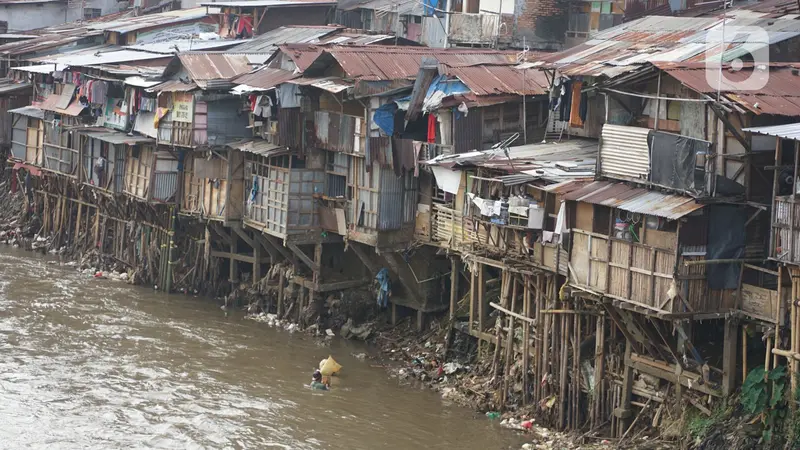 FOTO: Kemiskinan di Indonesia Naik Jadi 9,78 Persen Akibat COVID-19