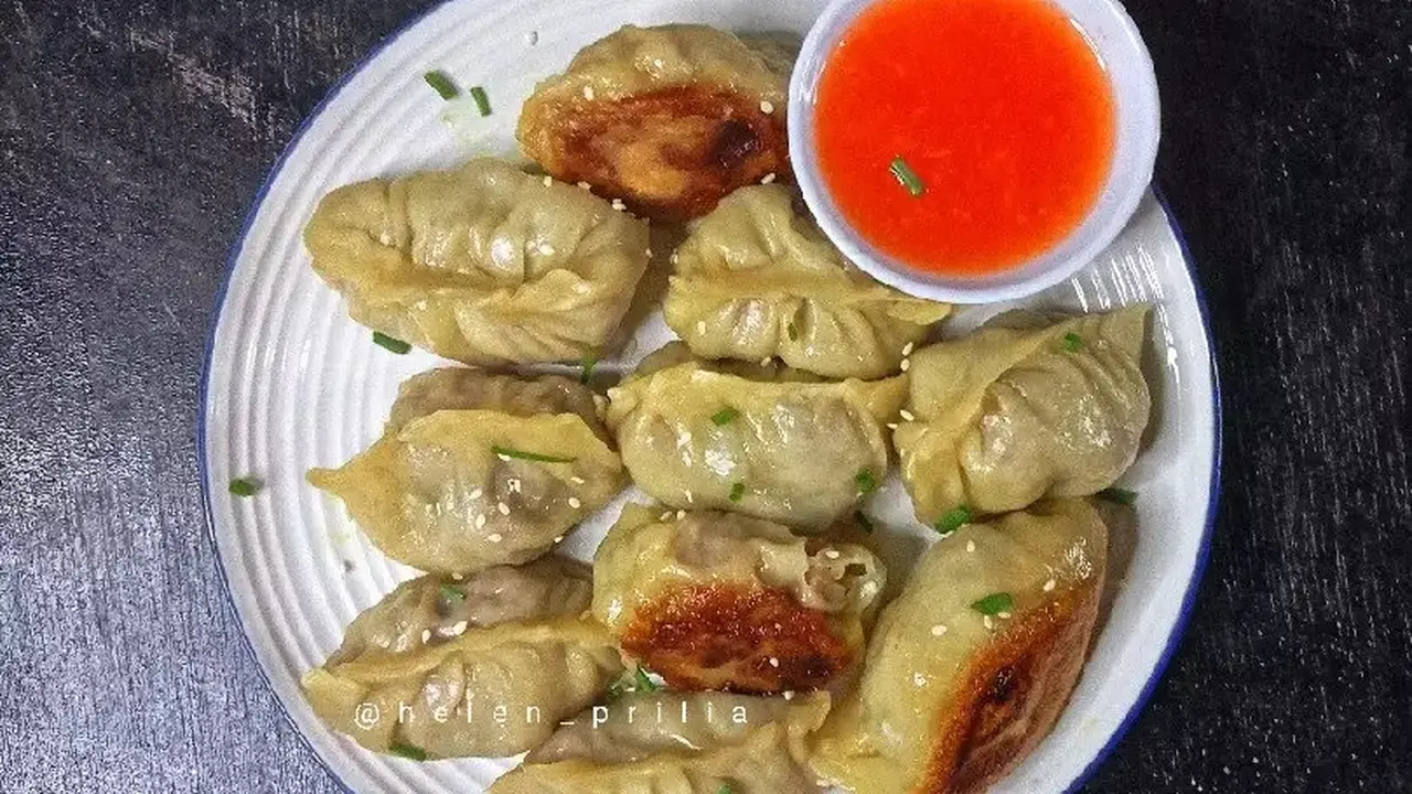 Resep kuotie daging sapi, camilan Imlek yang gurih. (dok. Cookpad @Helen_prilia)