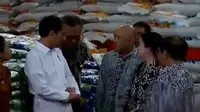Jokowi mengirim 5000 metric ton beras untuk membantu bencana rawan pangan yang saat ini menimpa Srilanka.