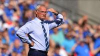 Manajer Leicester City, Claudio Ranieri, menyebut timnya tak kompak saat kalah 1-2 dari Hull City pada laga pembuka Premier League 2016-2017. (AFP)